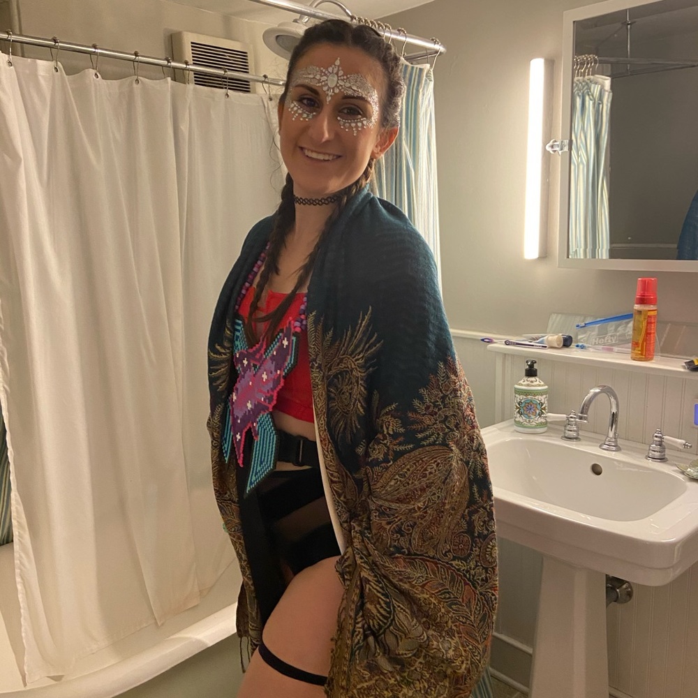 Meet your Posher, Diana